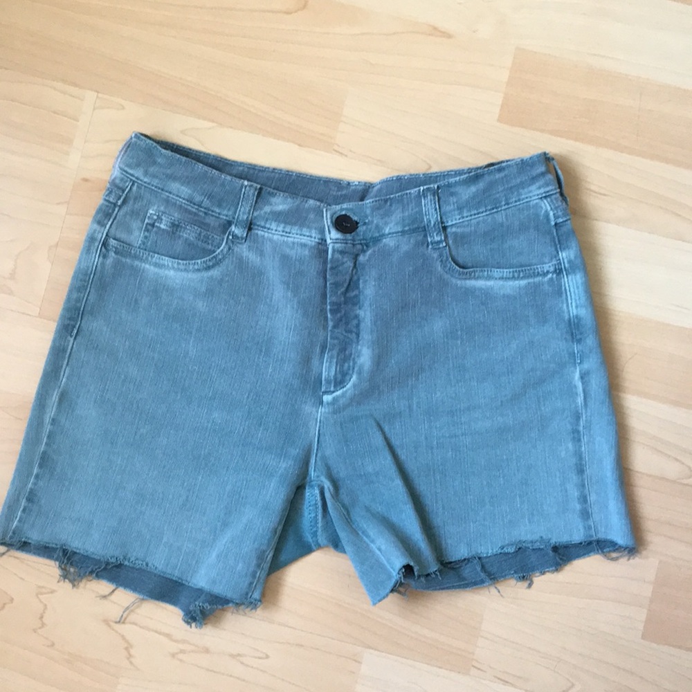 MM6 Maison Martin Margiela cutoff shorts - 42